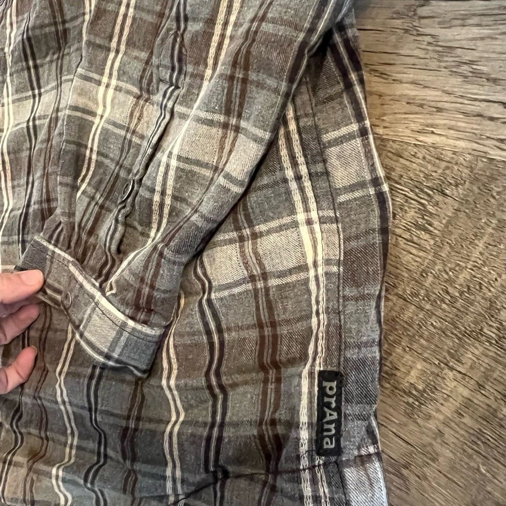 Prana Men's Gray and Brown Plaid Shirt - Picture 4 of 6